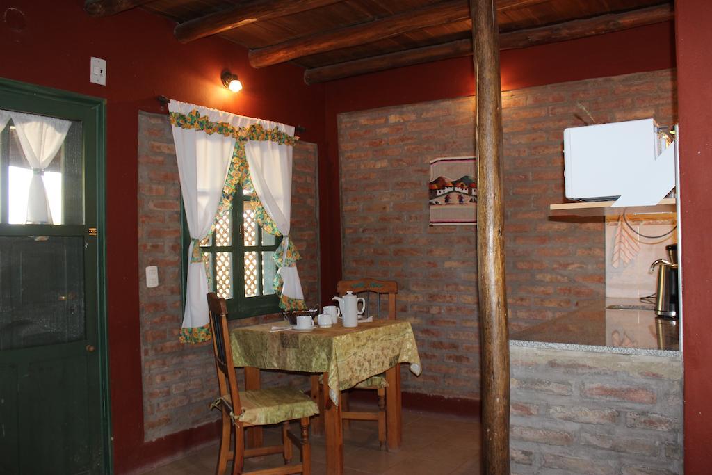 Aparthotel El Aleman Barreal Pokoj fotografie